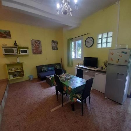 Le Bananier Villa Bouillante Luaran gambar