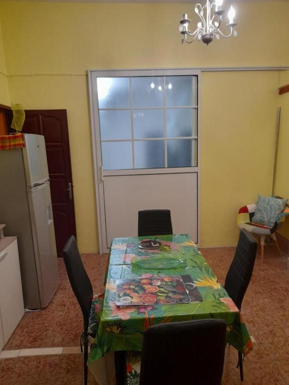 Le Bananier Villa Bouillante Luaran gambar